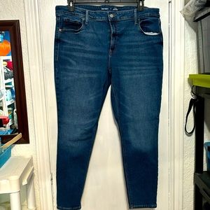 Women’s skinny jeans